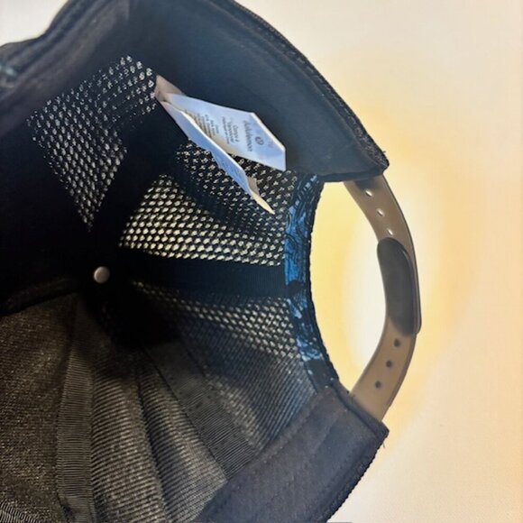 Lululemon | Dash and Splash Cap II - Picture 11 of 12